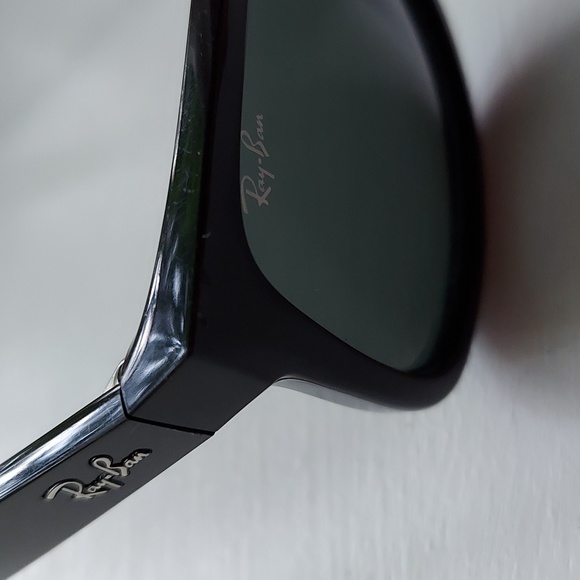 Ray-Ban Accessories - Ray ban Justin black dark lenses